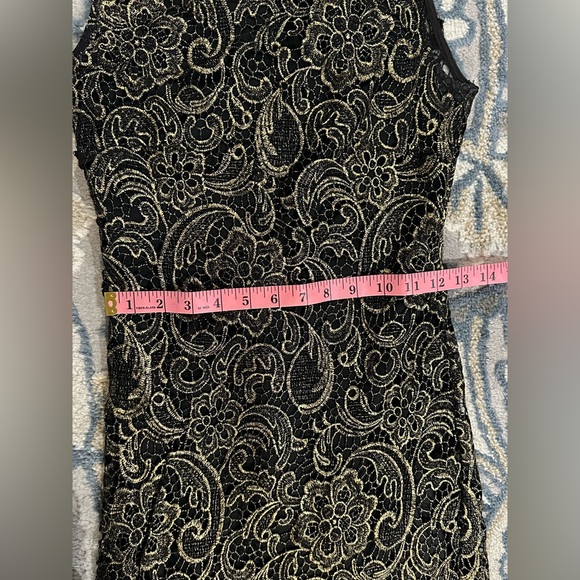 Black and gold dress - Picture 5 of 7